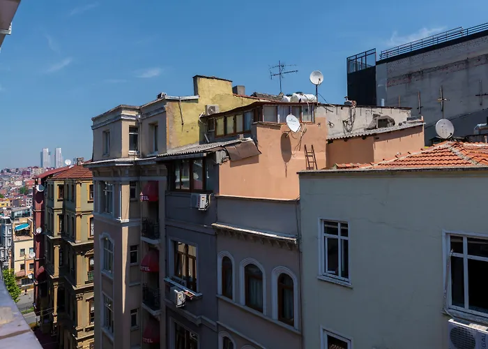 Pera Imperium Taksim Hotel 2*