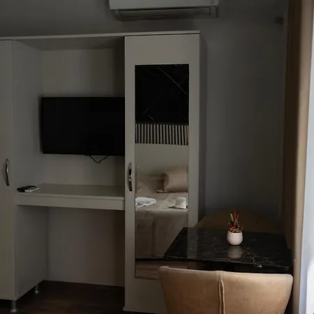 Pera Imperium Taksim 2*